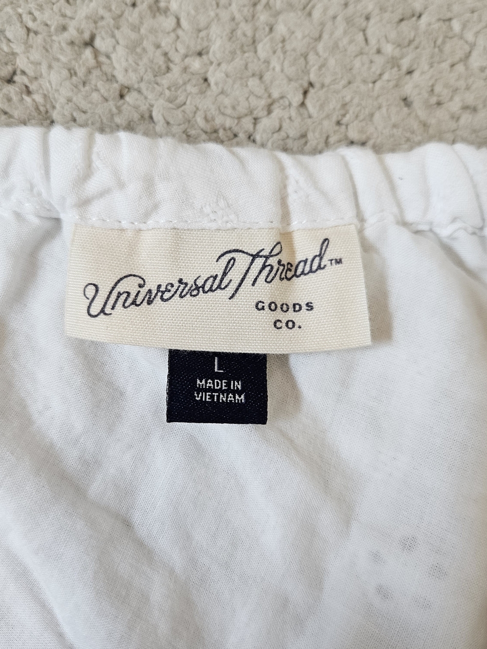 Universal Thread Women's One-Shoulder Eyelet Crop Top – Size Large - Picture 8 of 10